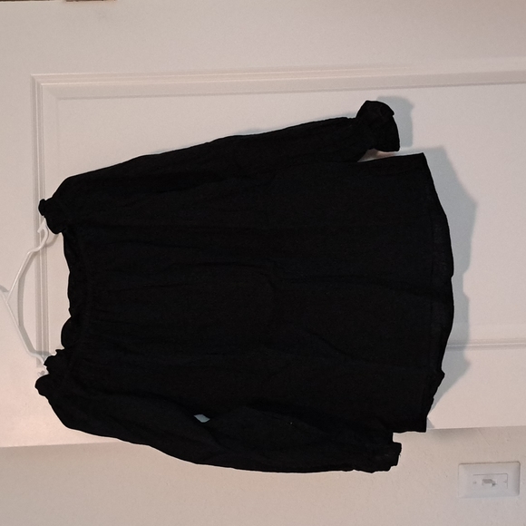 Last One. New boutique boho ruffle top - Picture 8 of 8